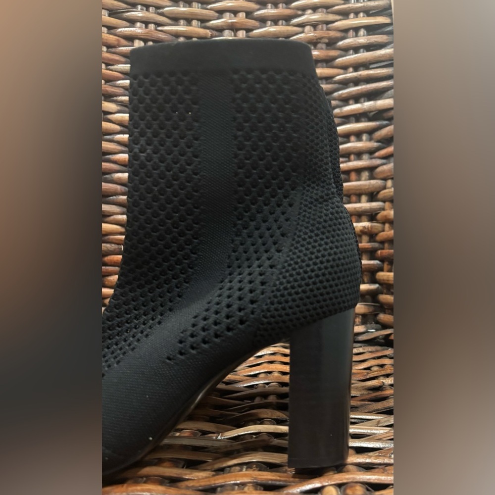Charles By Charles David black mesh banker bootie heels shoe size 8.5. - Picture 4 of 16